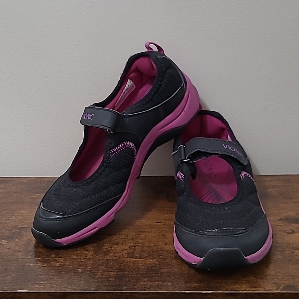 Vionic Sunset Black and Pink Mary Jane Walking Shoes size 7